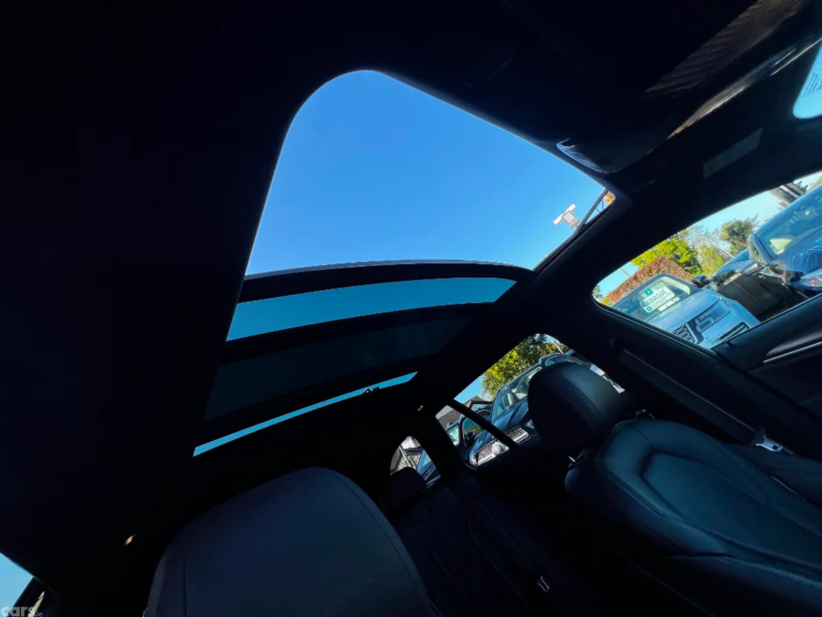 BMW 5-Series Estate, Petrol Plug-in Hybrid, 2021, White