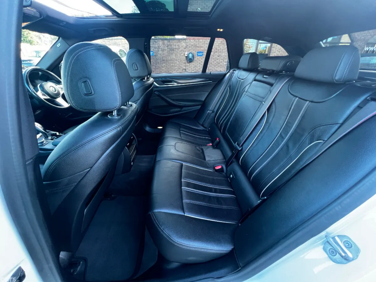 BMW 5-Series Estate, Petrol Plug-in Hybrid, 2021, White