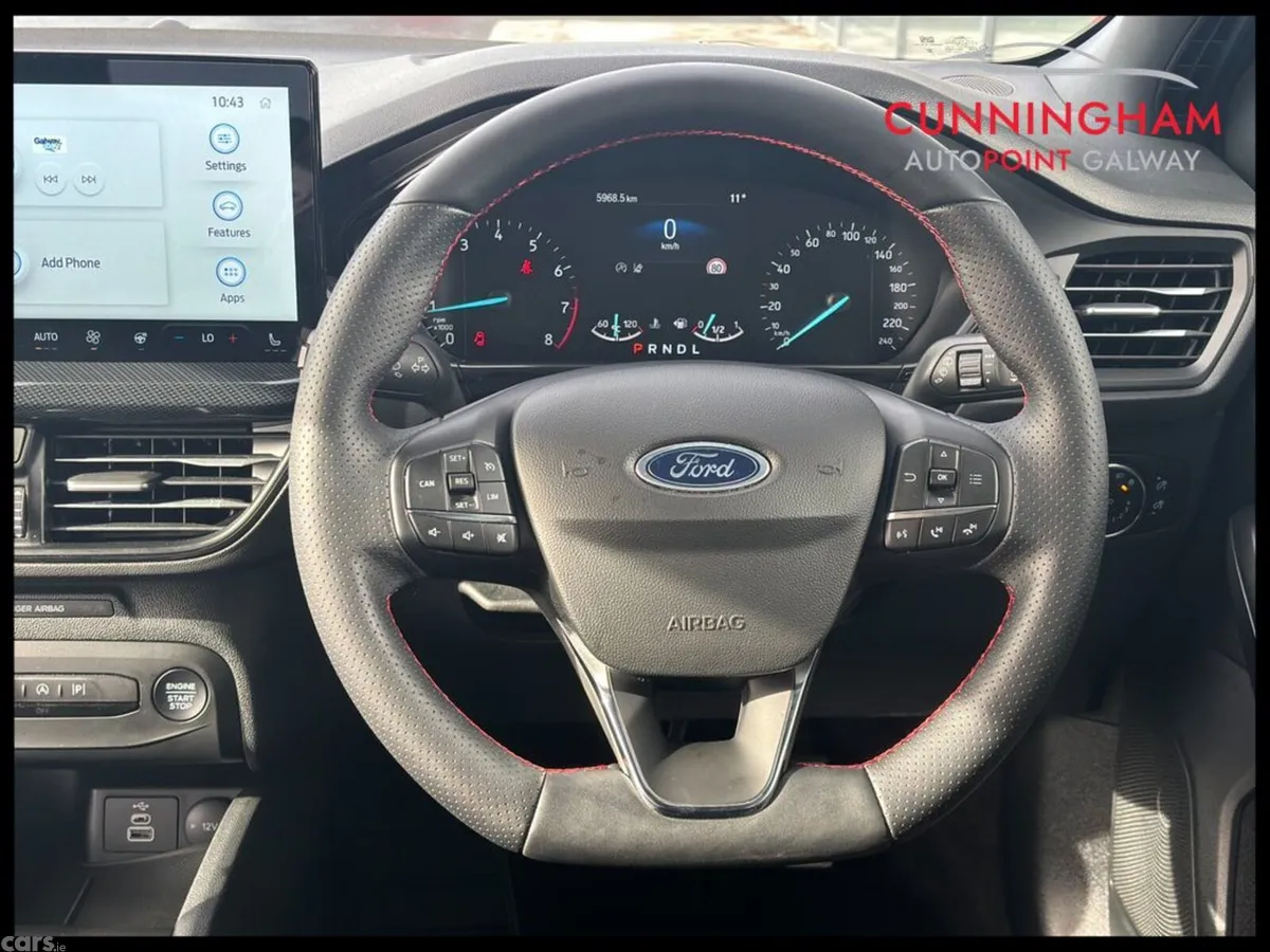 Ford Focus Hatchback, Petrol, 2025, Silver