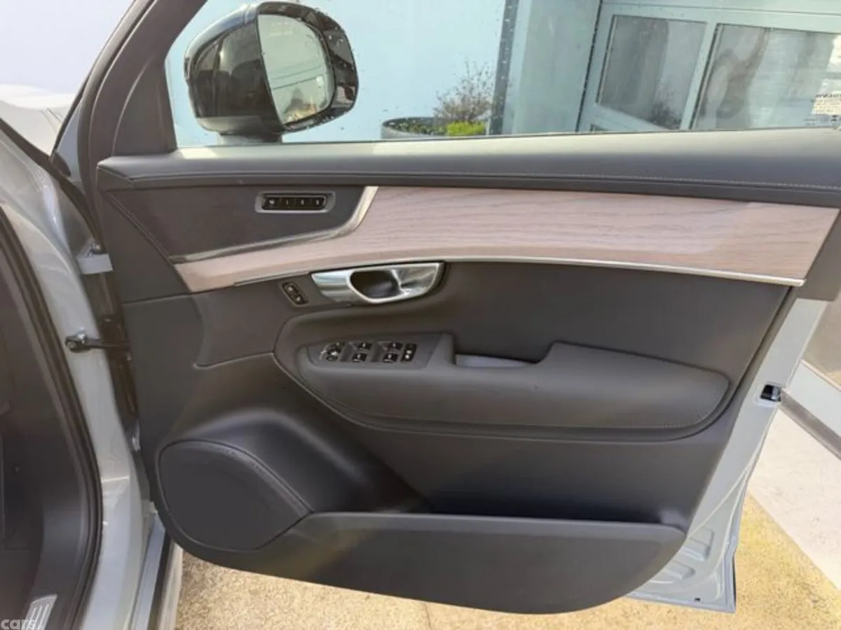 Volvo XC90 SUV, Petrol Plug-in Hybrid, 2026, Grey
