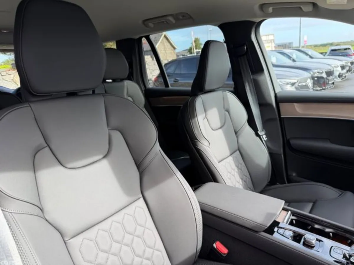 Volvo XC90 SUV, Petrol Plug-in Hybrid, 2026, Grey
