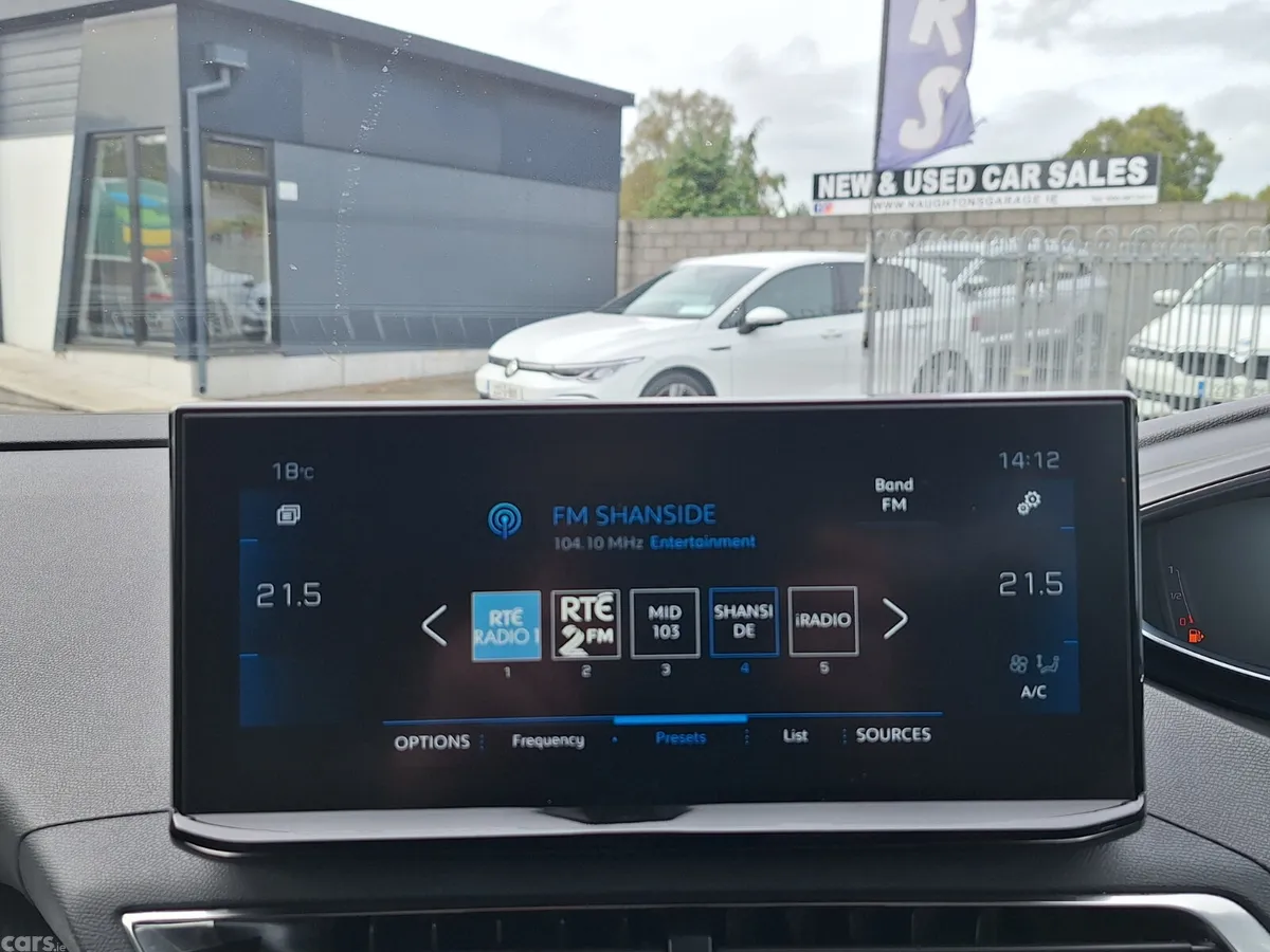 Peugeot 5008 MPV, Diesel, 2024, Black