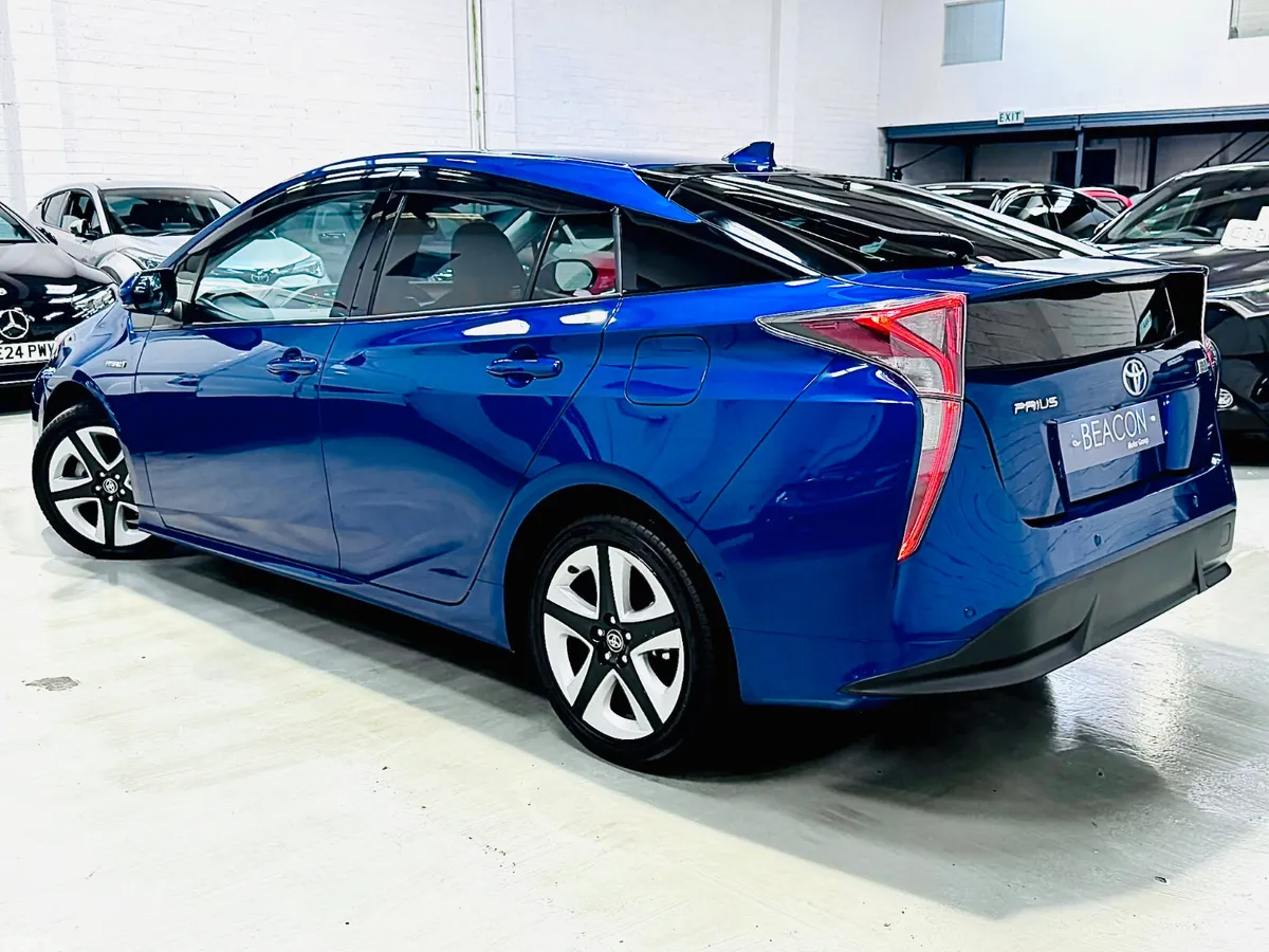 Toyota Prius Saloon, Petrol Hybrid, 2018, Blue