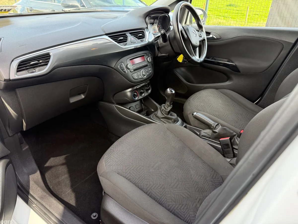 Opel Corsa Hatchback, Diesel, 2018, White
