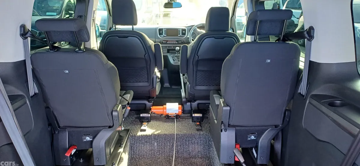 Citroen Spacetourer MPV, Diesel, 2021, Black
