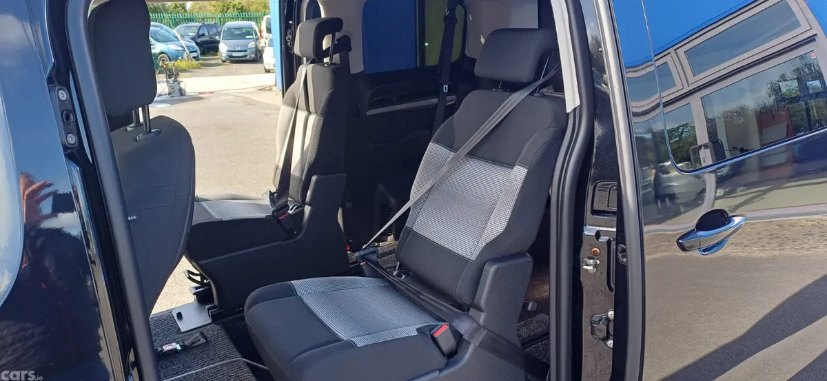 Citroen Spacetourer MPV, Diesel, 2021, Black