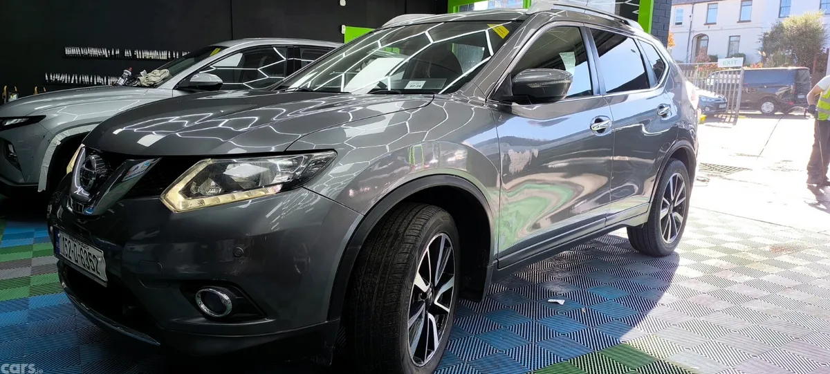 Nissan X-Trail SUV, Diesel, 2015, Grey
