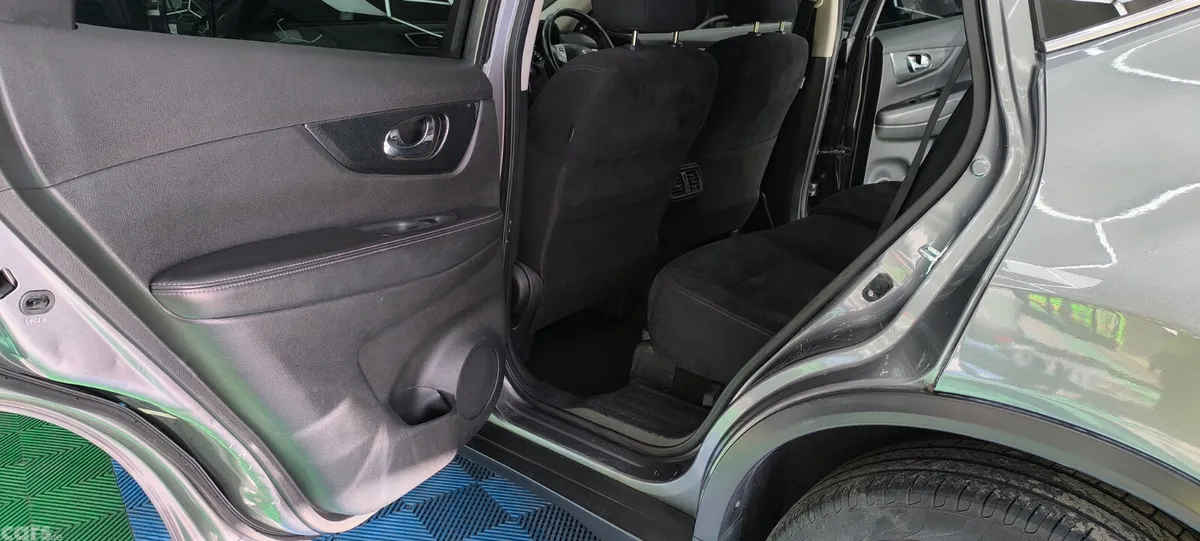 Nissan X-Trail SUV, Diesel, 2015, Grey
