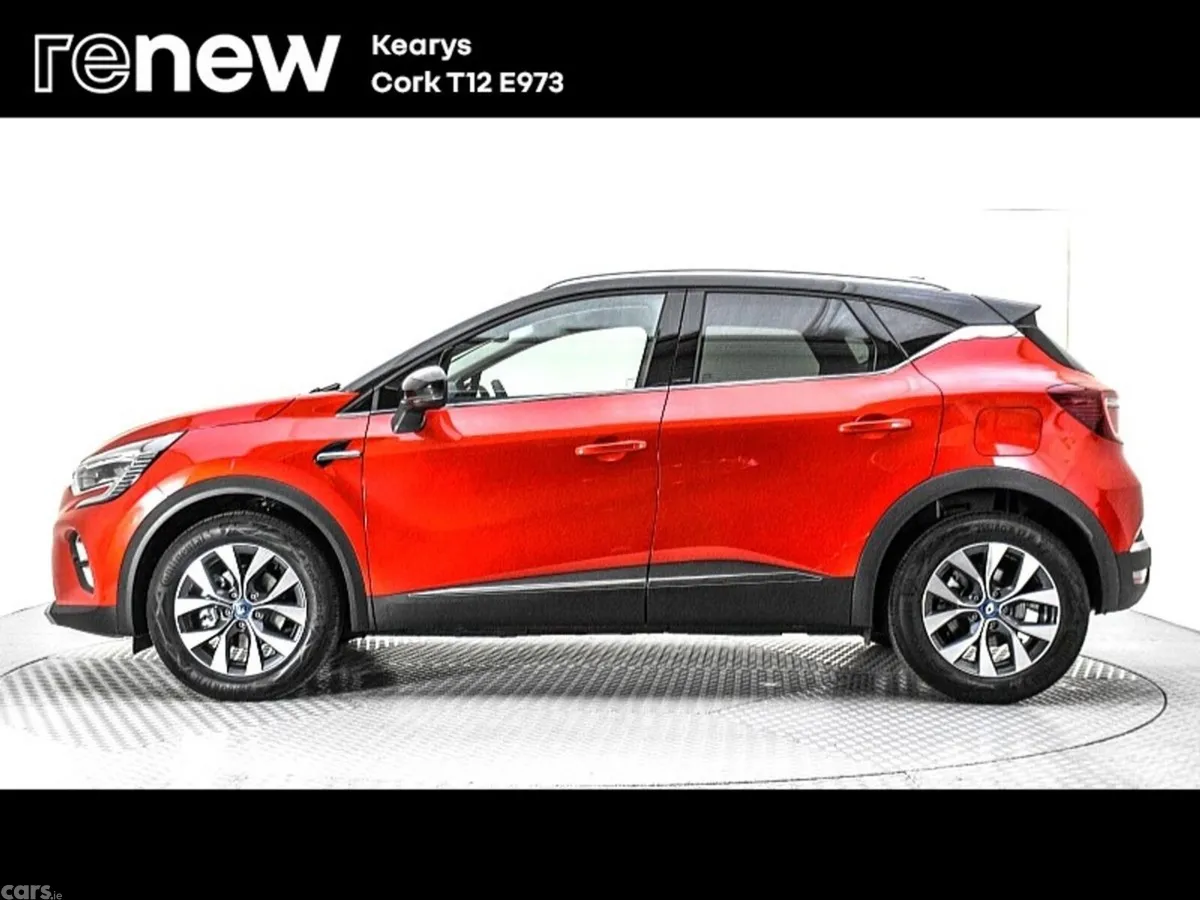 Renault Captur SUV, Petrol Plug-in Hybrid, 2021, Red