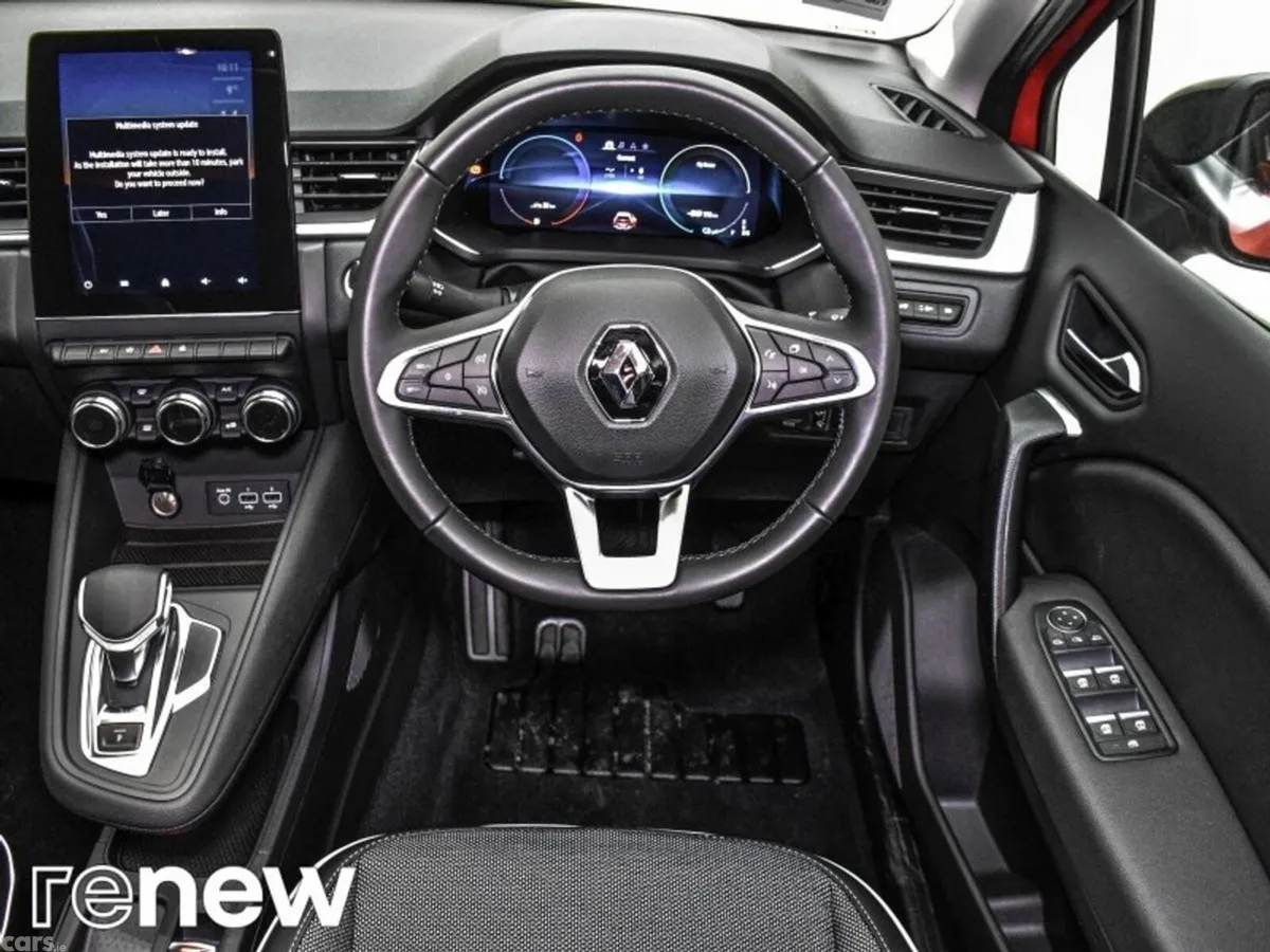 Renault Captur SUV, Petrol Plug-in Hybrid, 2021, Red