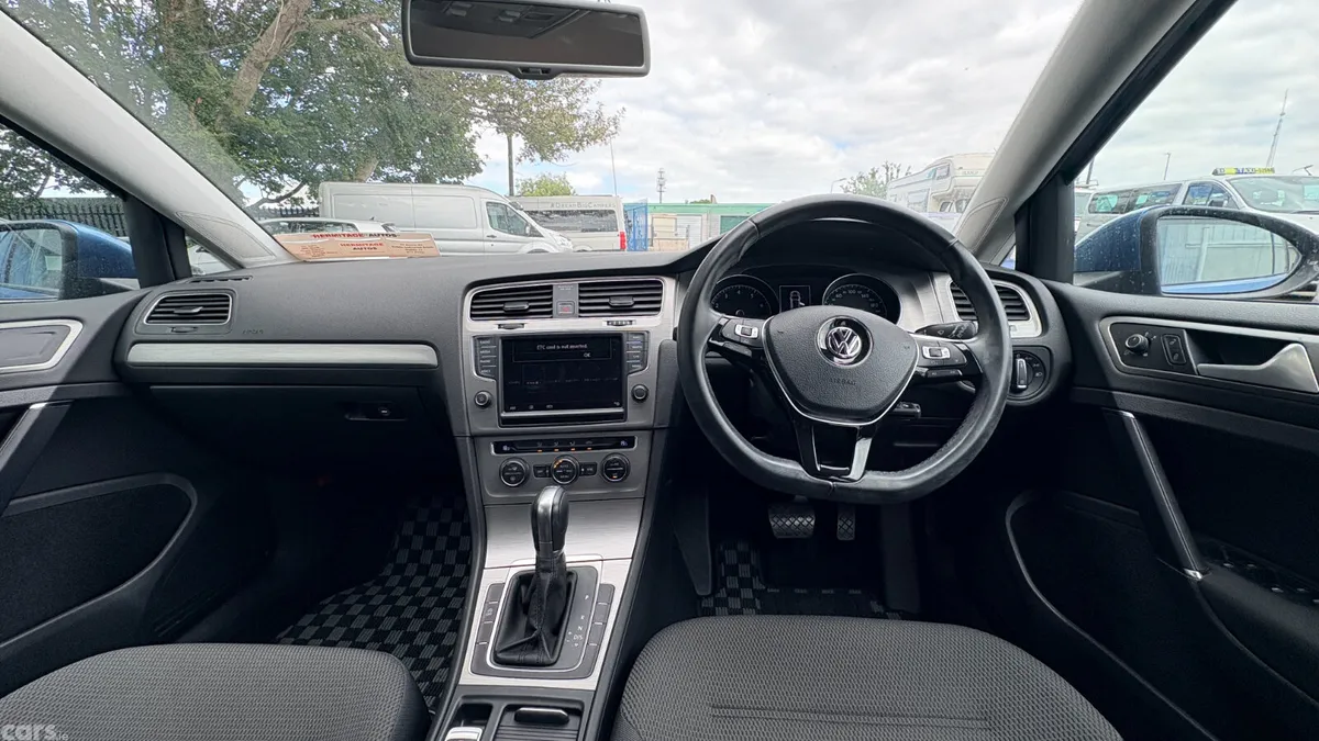 Volkswagen Golf Hatchback, Petrol, 2015, Blue