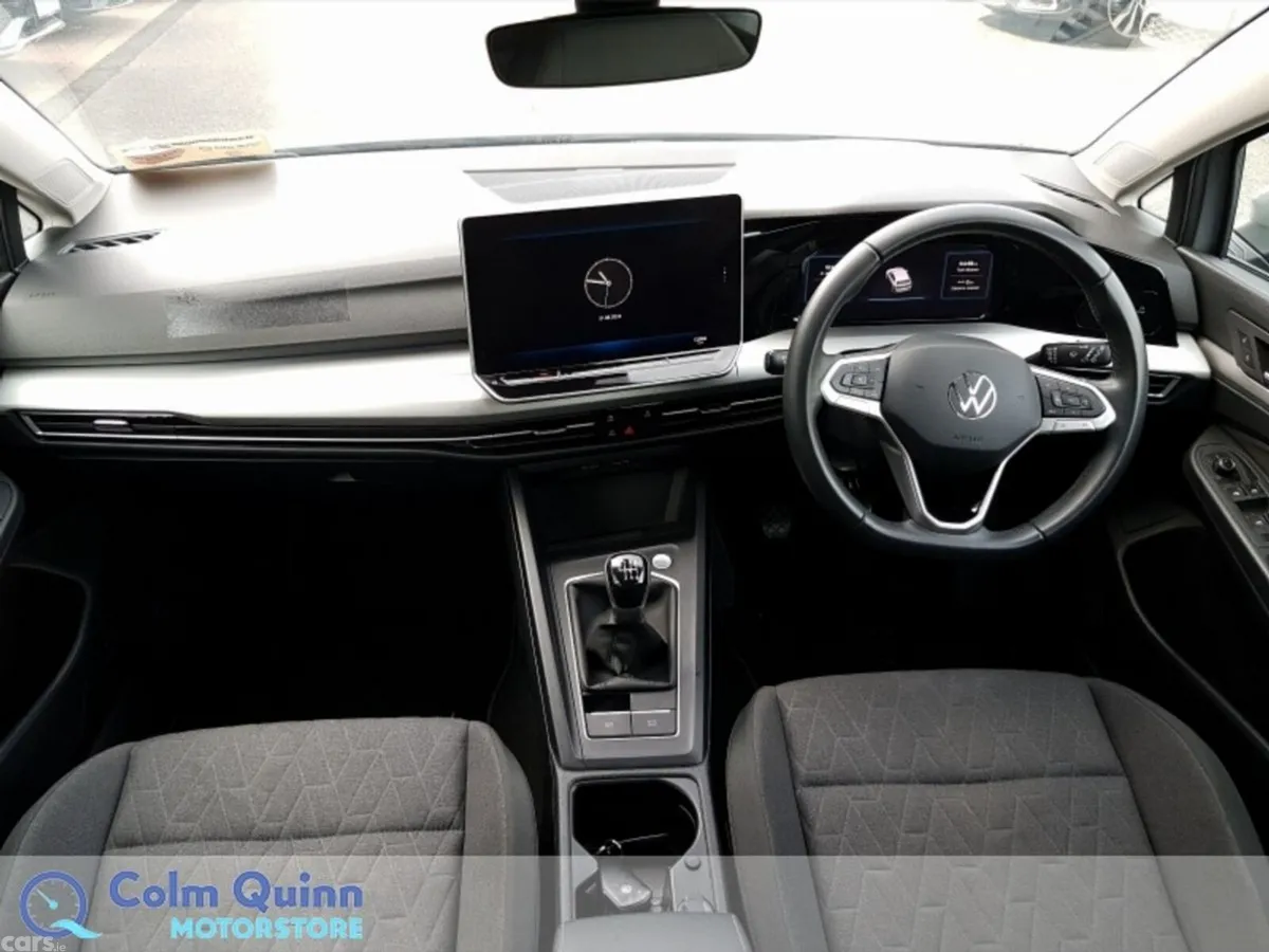 Volkswagen Golf Estate, Petrol, 2025, Grey