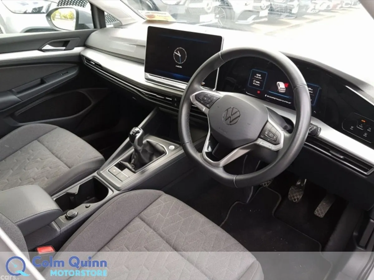 Volkswagen Golf Estate, Petrol, 2025, Grey