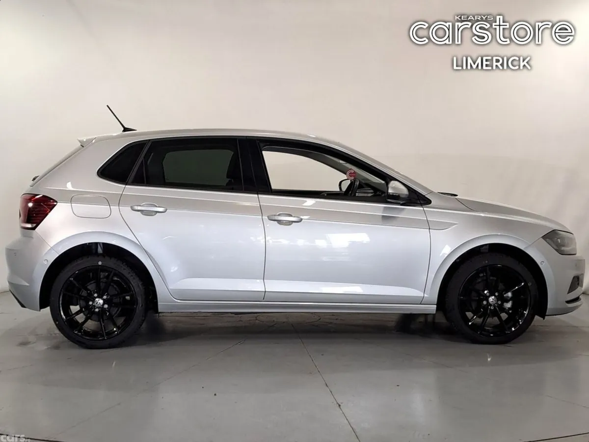 Volkswagen Polo Hatchback, Petrol, 2021, Silver