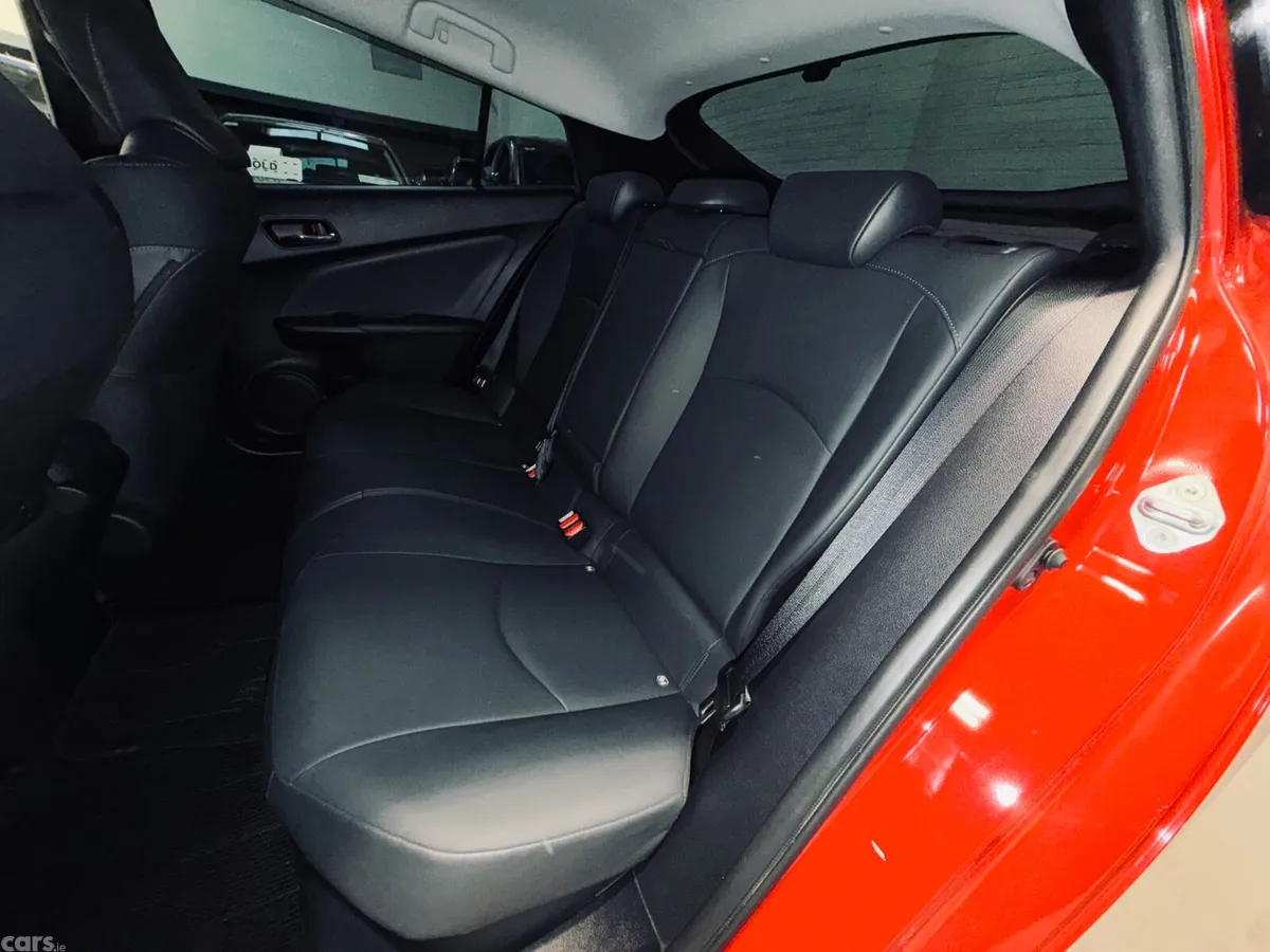 Toyota Prius Saloon, Petrol Hybrid, 2019, Red