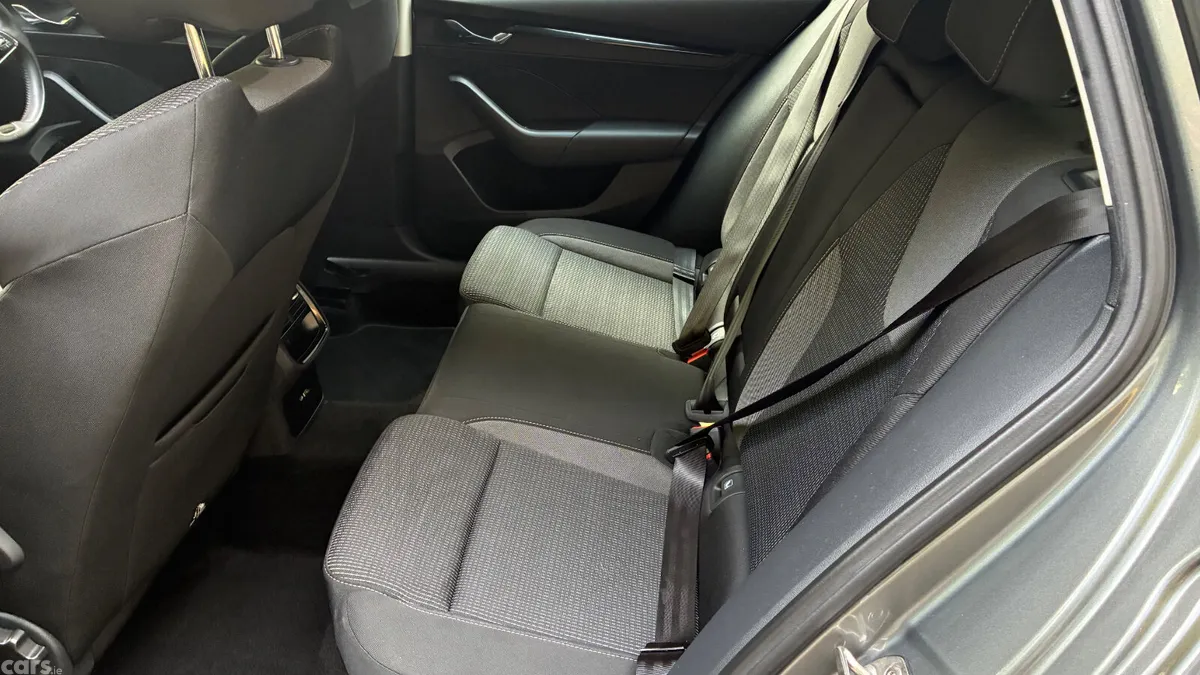 Skoda Octavia Estate, Diesel, 2023, Grey