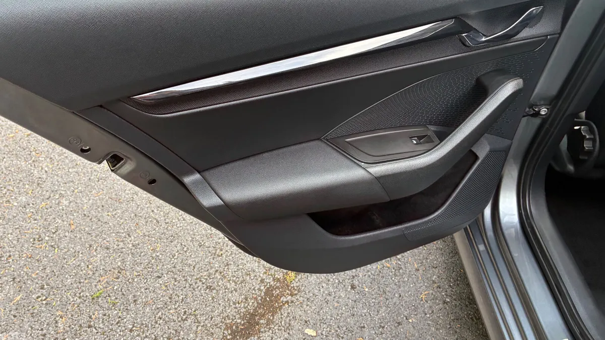 Skoda Octavia Estate, Diesel, 2023, Grey