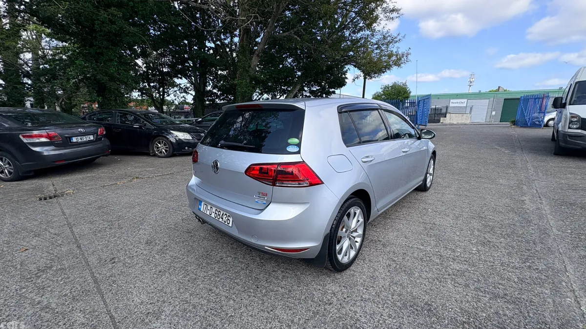 Volkswagen Golf Hatchback, Petrol, 2017, Silver