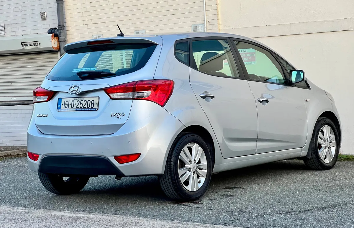 Hyundai ix20 MPV, Petrol, 2015, Silver