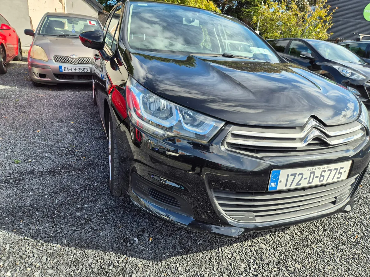 Citroen C4 Hatchback, Petrol, 2017, Black