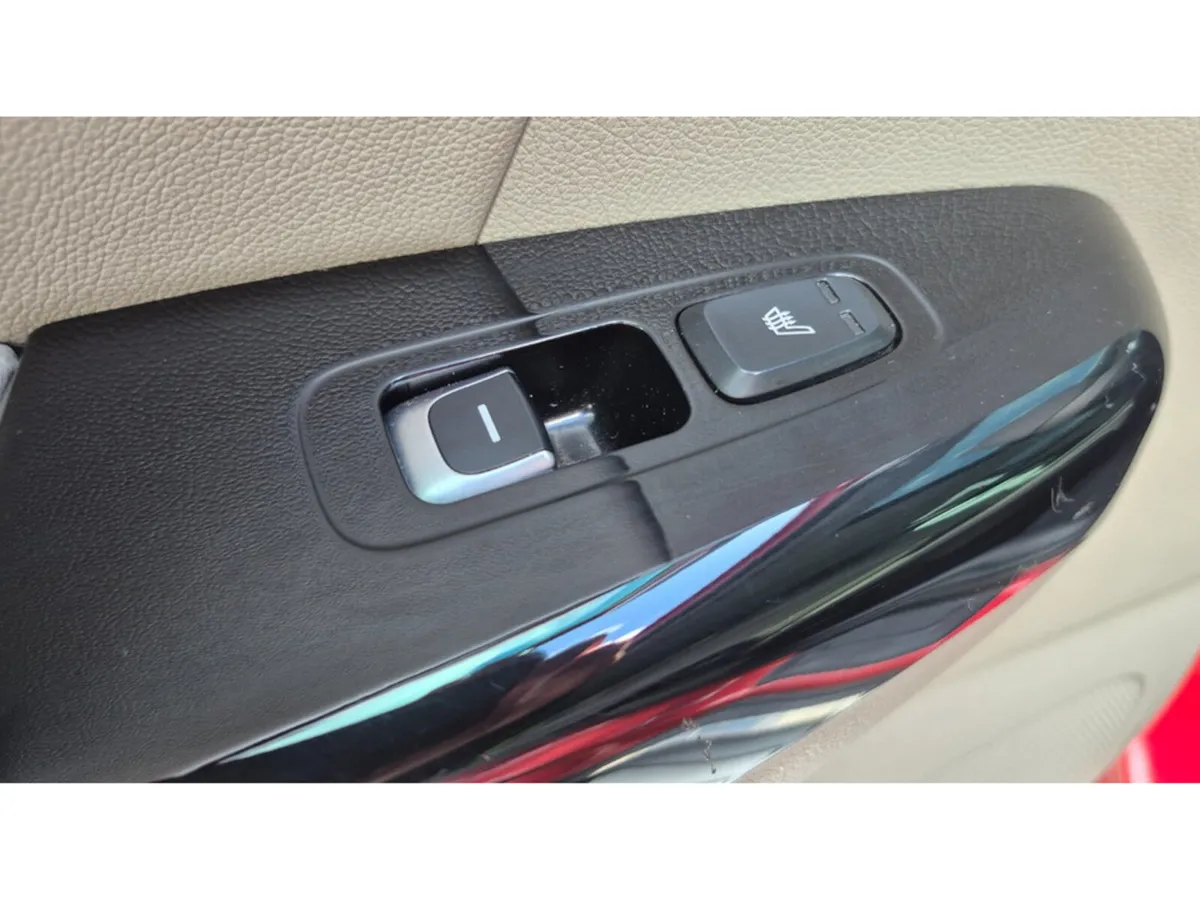 Kia Sportage SUV, Diesel Hybrid, 2020, Red