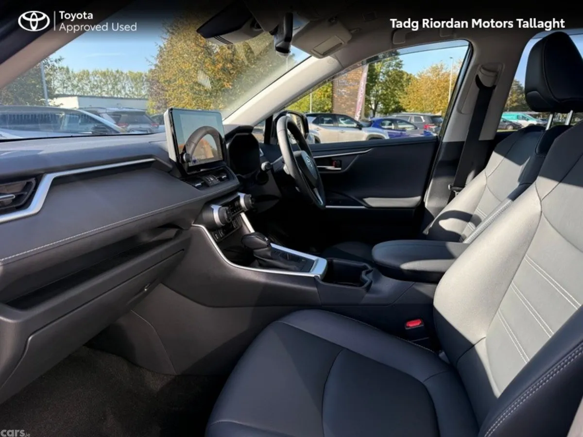 Toyota RAV4 SUV, Petrol Hybrid, 2025, Black