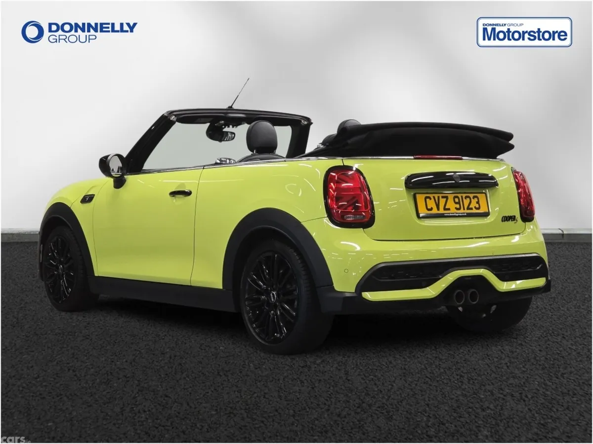 Mini Cooper Convertible, Petrol, 2023, Yellow