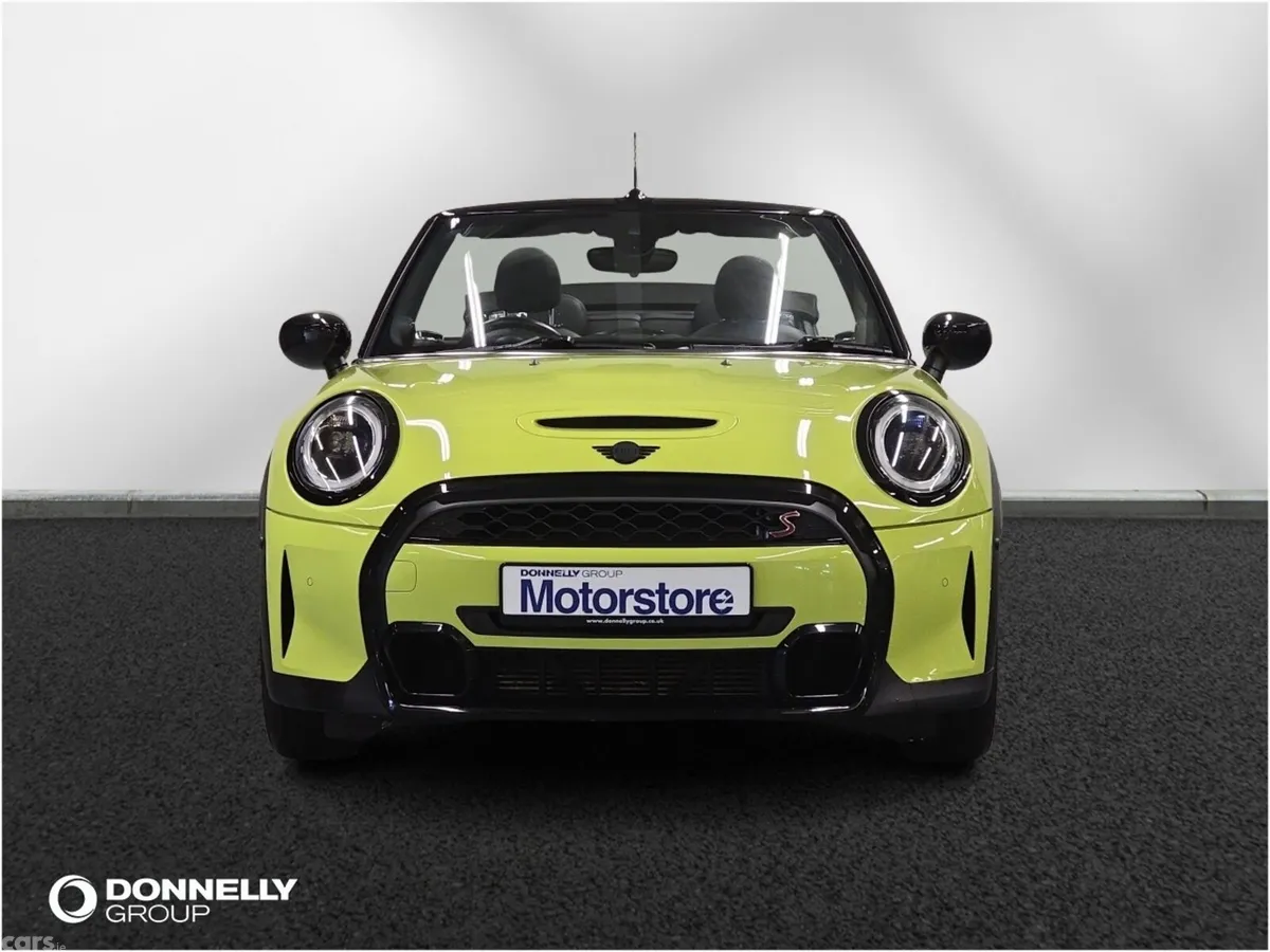 Mini Cooper Convertible, Petrol, 2023, Yellow