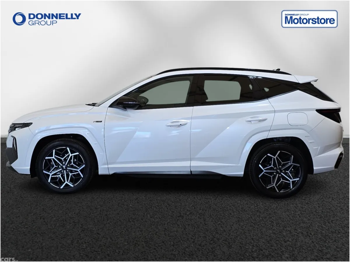 Hyundai Tucson SUV, Petrol Hybrid, 2024, White