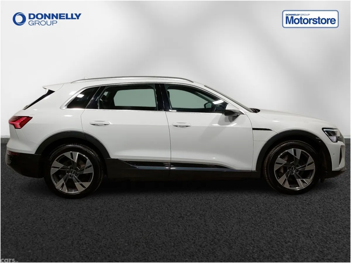 Audi Q8 SUV, Electric, 2023, White