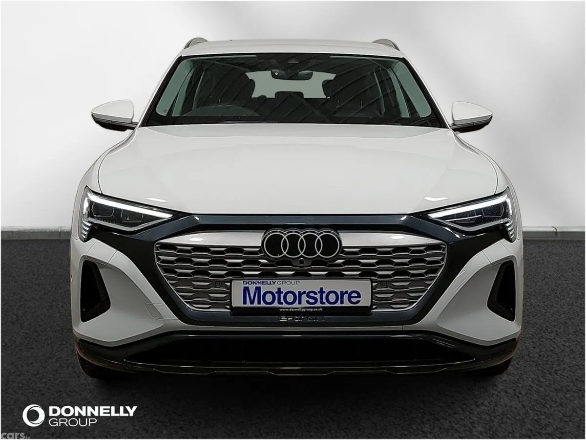 Audi Q8 SUV, Electric, 2023, White