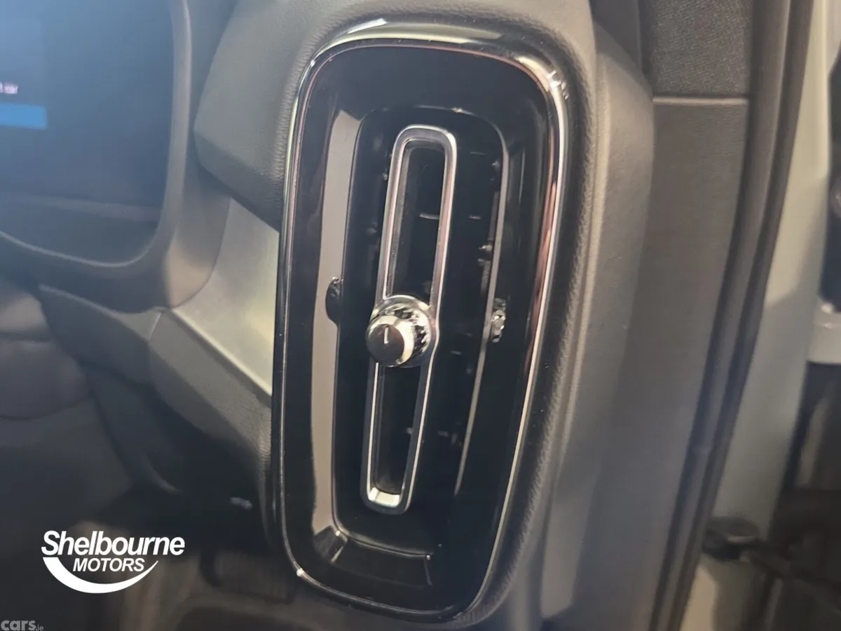 Volvo XC40 SUV, Petrol, 2025, Grey