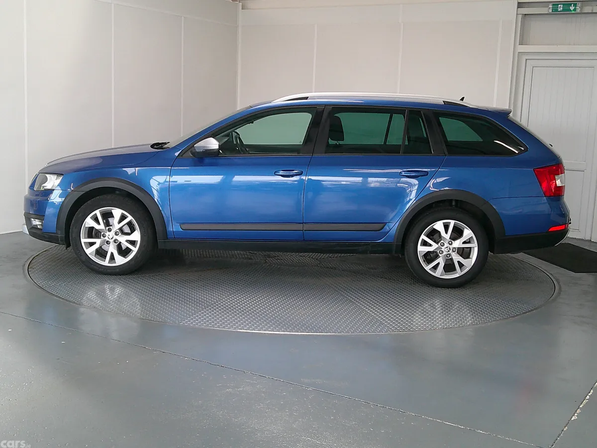Skoda Octavia Estate, Diesel, 2015, Blue