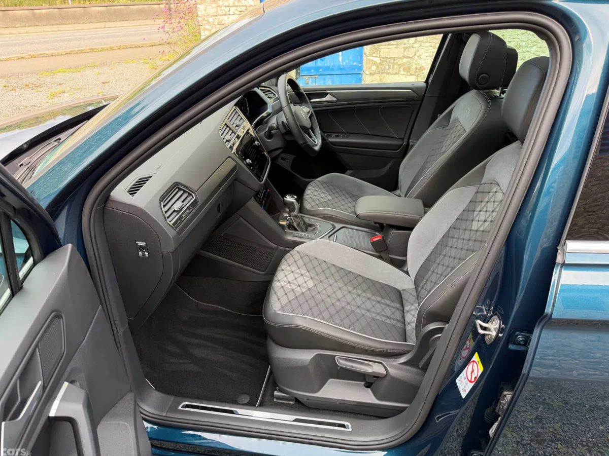 Volkswagen Tiguan SUV, Diesel, 2024, Blue