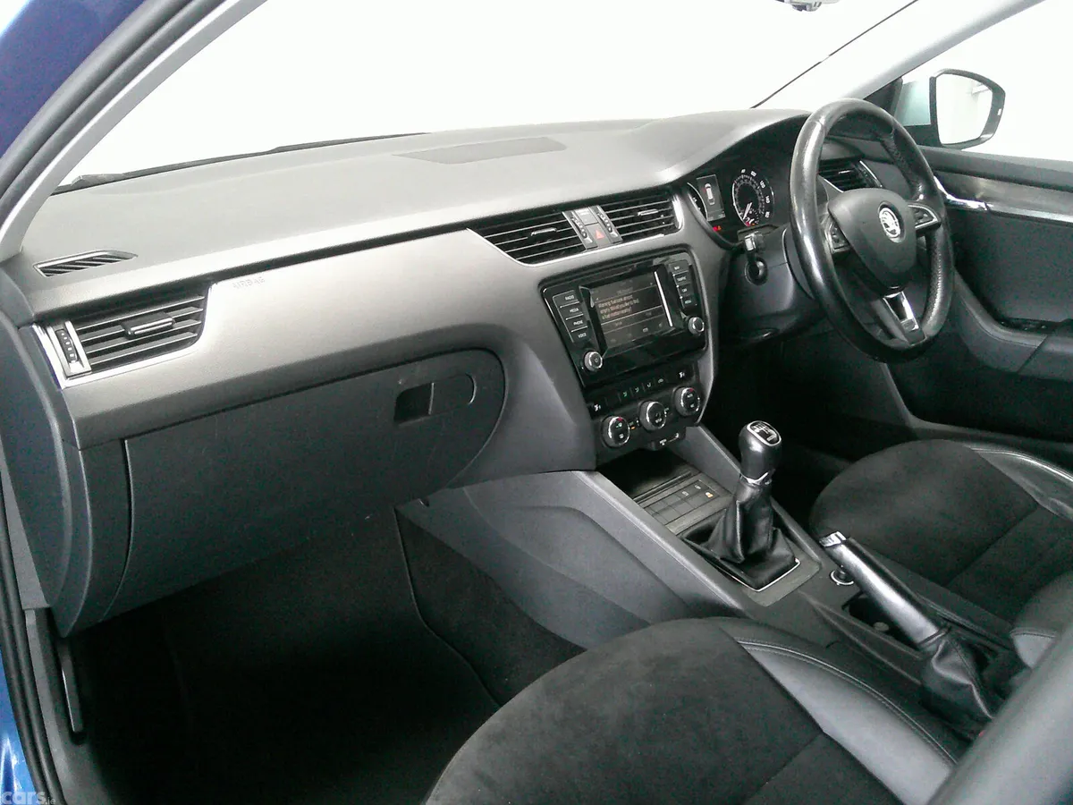 Skoda Octavia Estate, Diesel, 2015, Blue