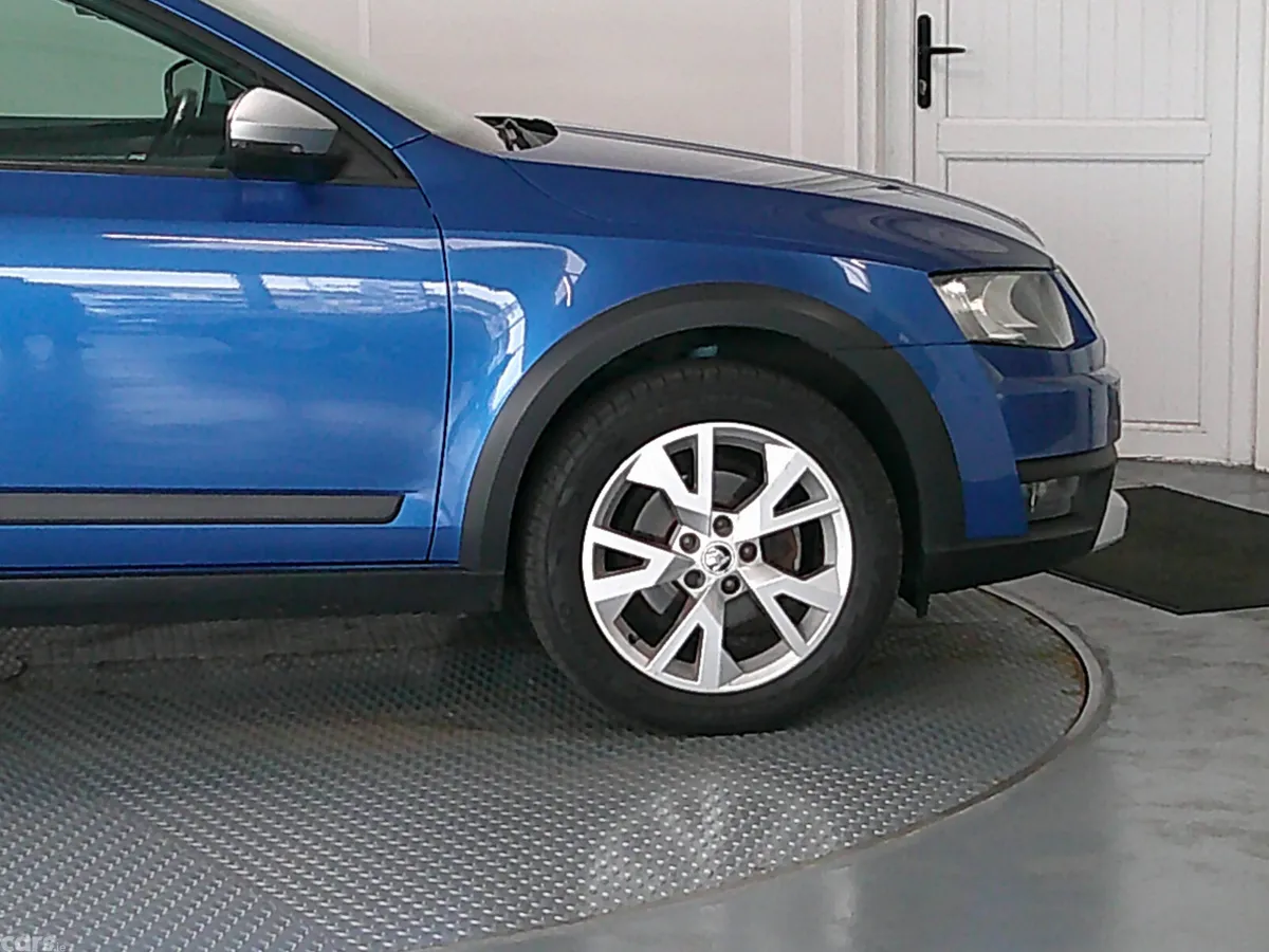 Skoda Octavia Estate, Diesel, 2015, Blue