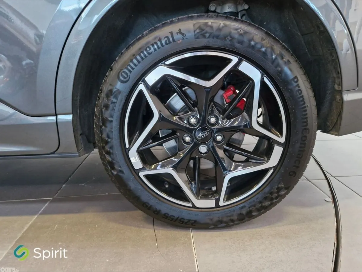 Ford Kuga SUV, Petrol Plug-in Hybrid, 2026, Grey