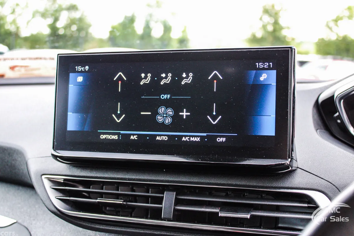 Peugeot 5008 MPV, Diesel, 2022, Black