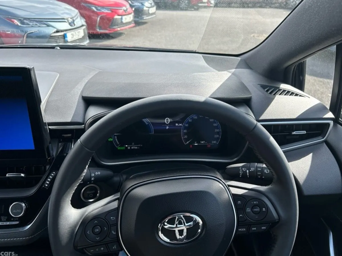 Toyota Corolla Hatchback, Petrol Hybrid, 2025, Black