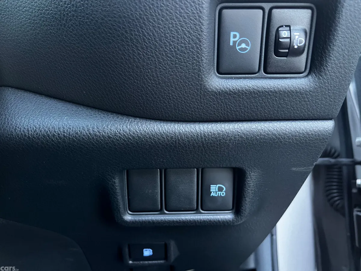 Toyota C-HR SUV, Petrol Hybrid, 2018, Grey
