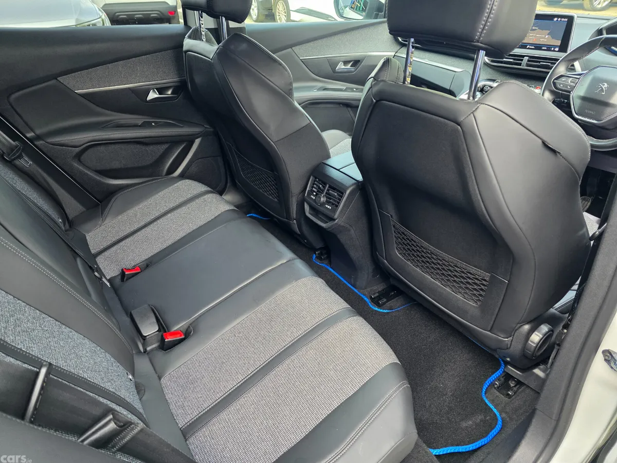 Peugeot 3008 SUV, Diesel, 2018, White