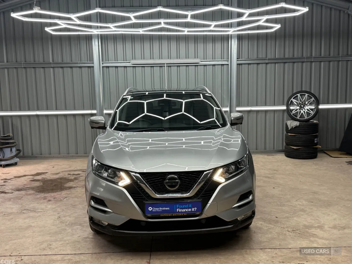 Nissan Qashqai SUV, Diesel, 2019, Silver