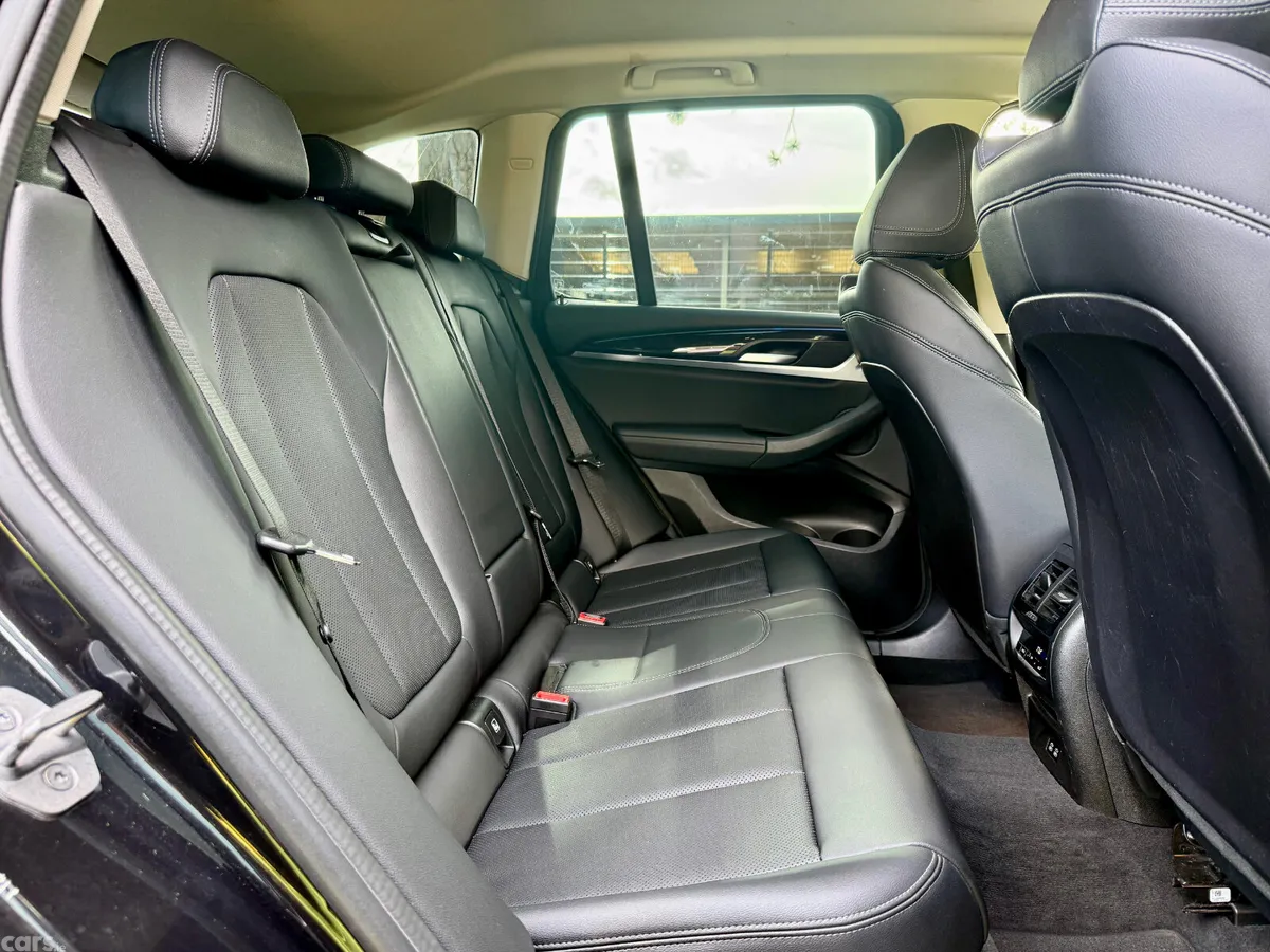 BMW X3 SUV, Petrol Hybrid, 2022, Black
