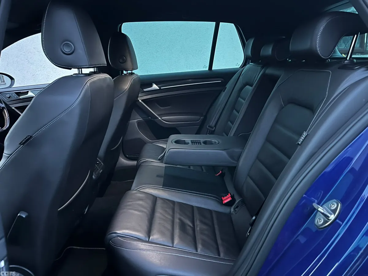 Volkswagen Golf Hatchback, Petrol, 2015, Blue
