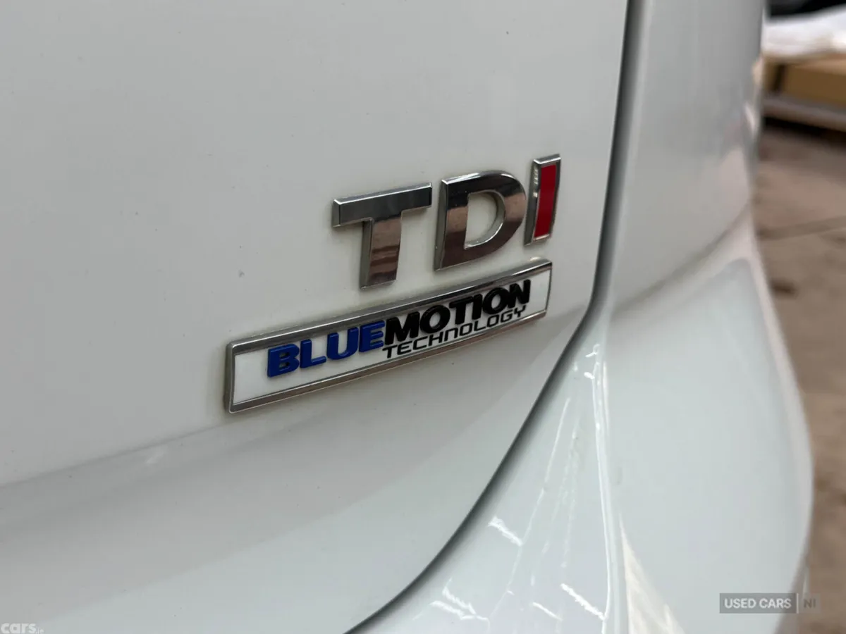 Volkswagen Golf Hatchback, Diesel, 2017, White