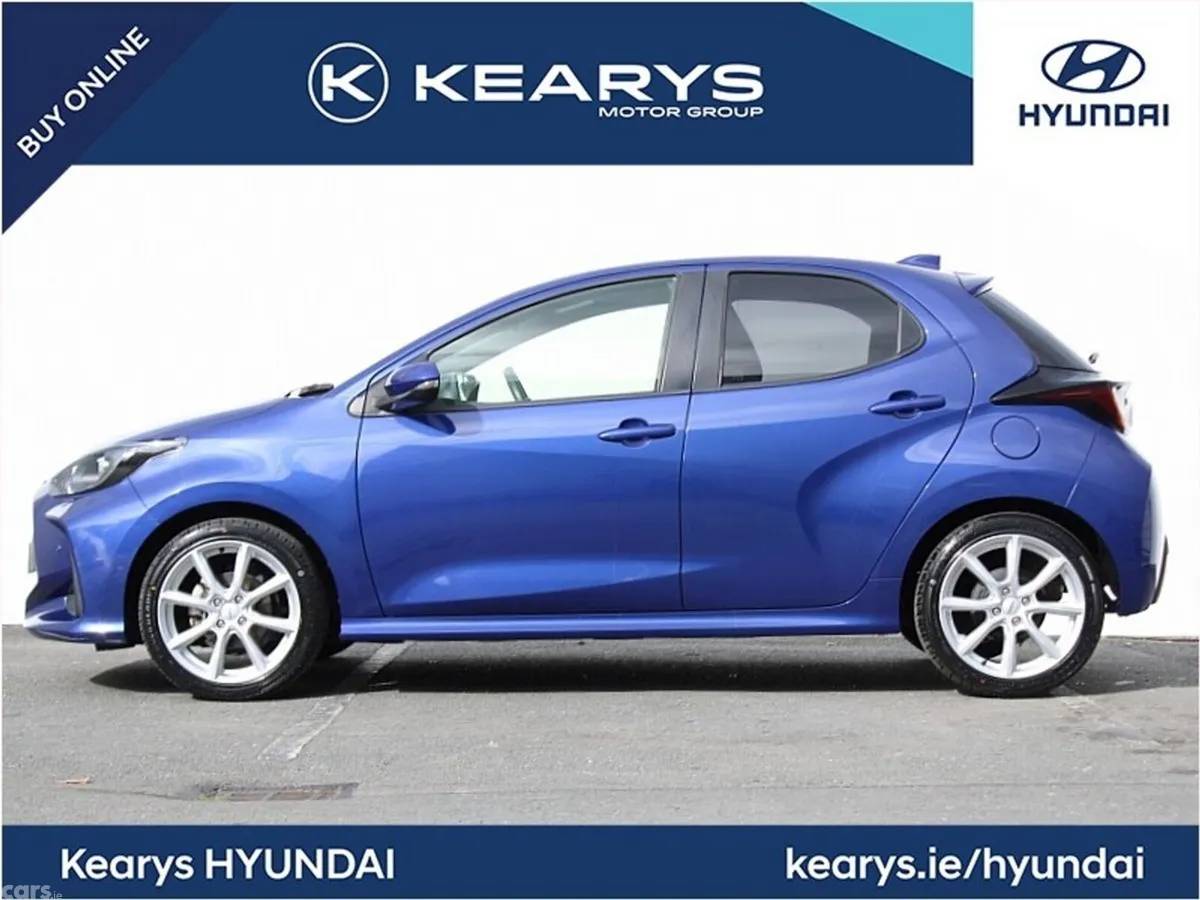Toyota Yaris Hatchback, Petrol Hybrid, 2021, Blue