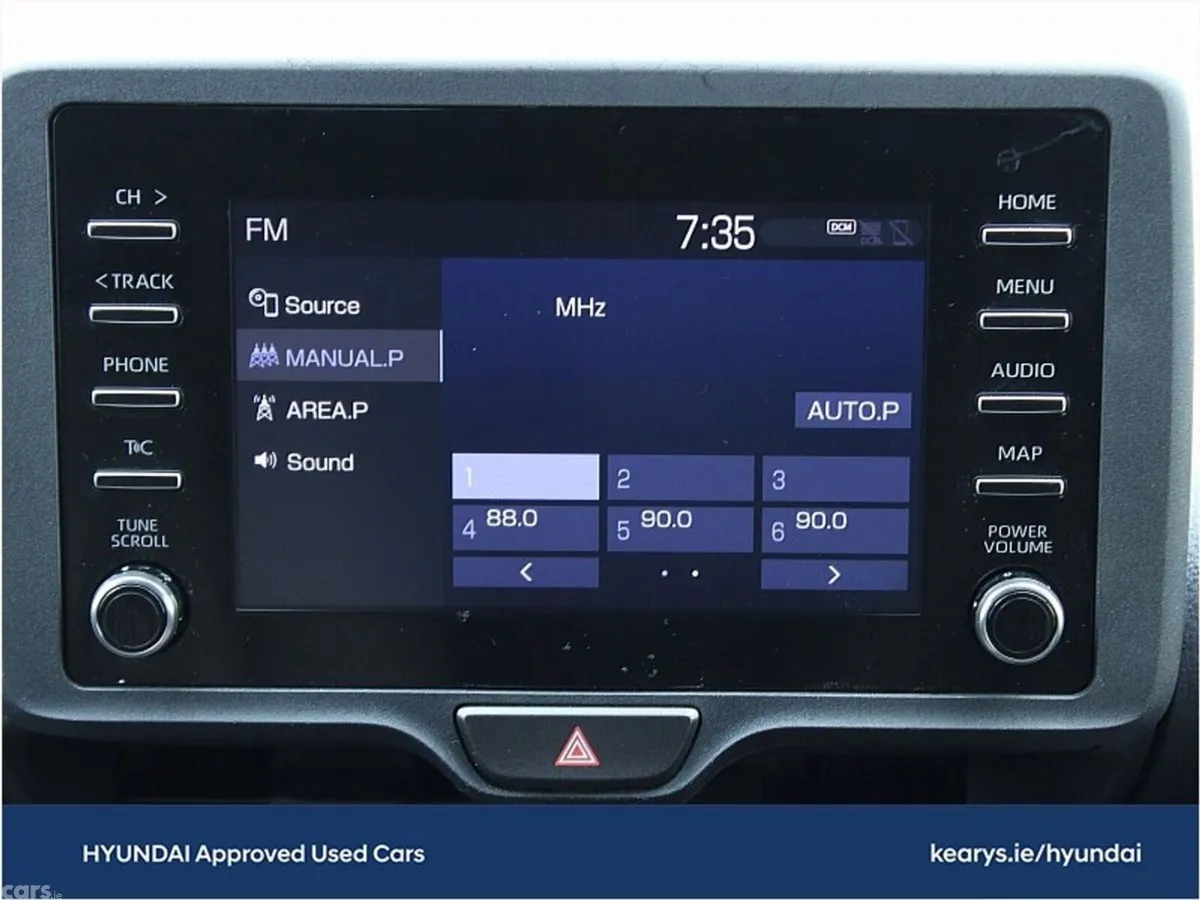 Toyota Yaris Hatchback, Petrol Hybrid, 2021, Blue