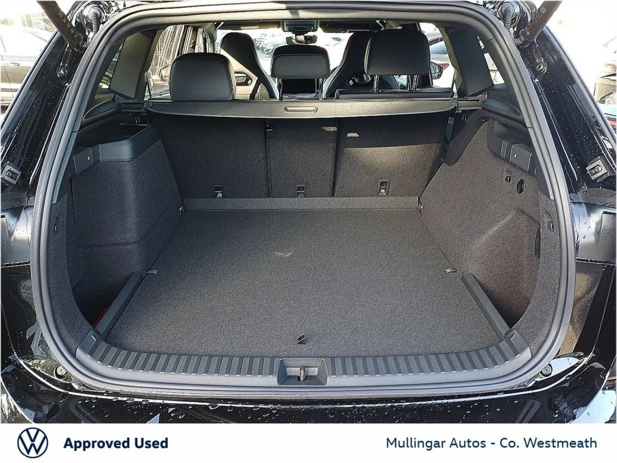 Volkswagen Tayron SUV, Petrol Plug-in Hybrid, 2026, Black