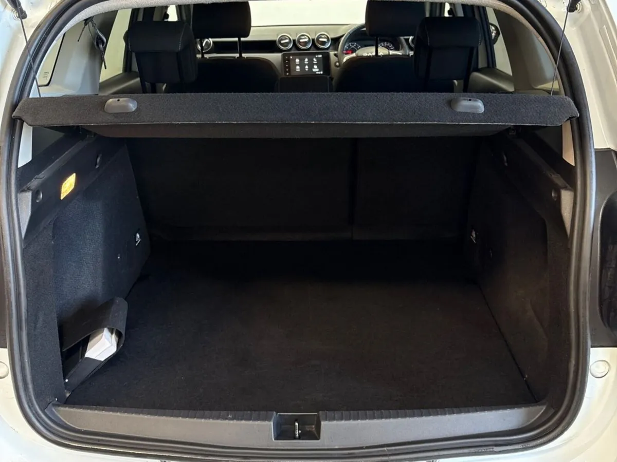 Dacia Duster SUV, Diesel, 2024, White