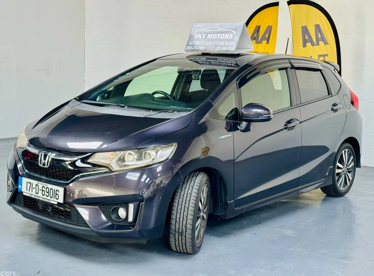 Honda Fit Hatchback, Petrol Hybrid, 2017, Grey